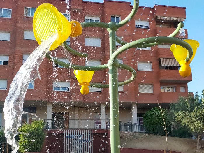 Juegos de agua en el parque de agua Sentmenat