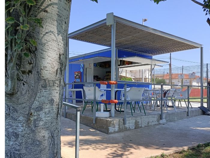 Piscina municipal Navarcles comer